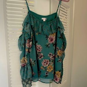 COLD SHOULDER FLORAL BLOUSE 🌸